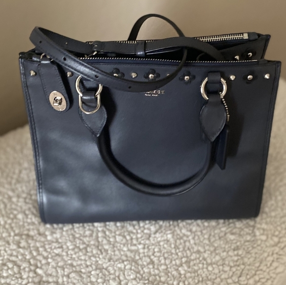 Crosby Carryall With Floral Rivets Coach Navy Blue - Picture 4 of 14